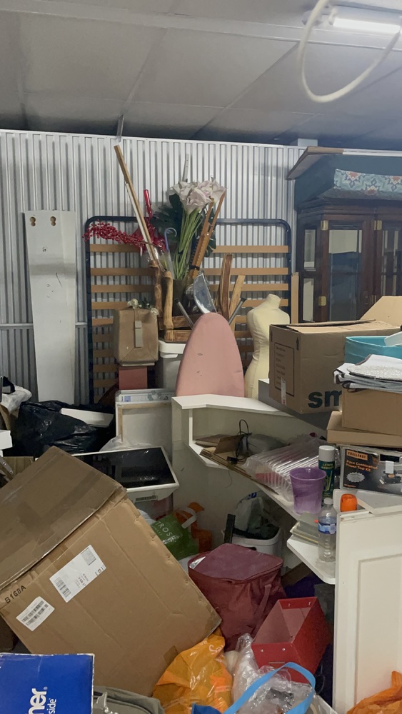 Sydenham Storage auction IB-3990 20