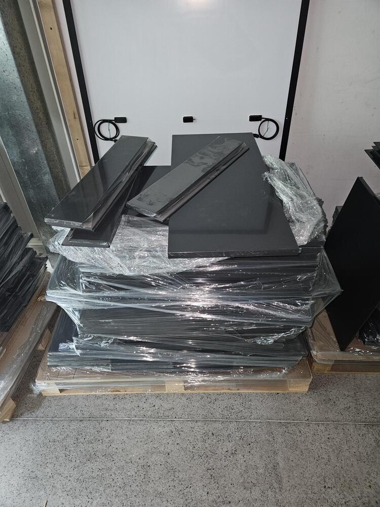 The Storage Team St Helens Storage auction IB-1753