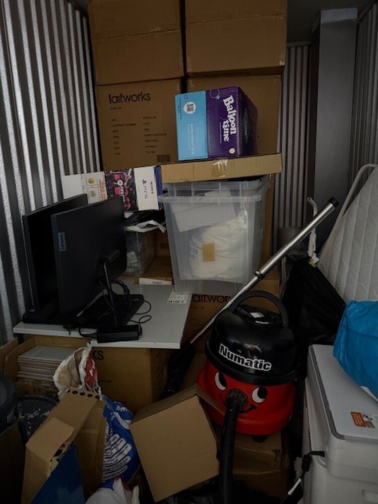 Dartford Storage Unit auction IB-6546