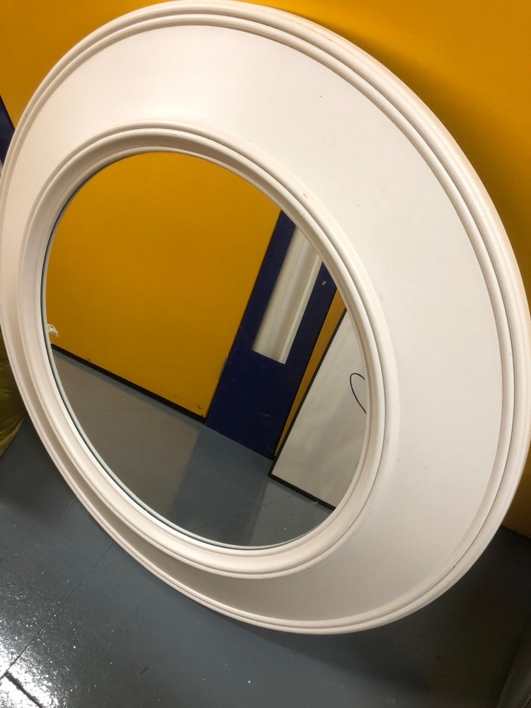 Eastbourne Storage auction IB-5146 70