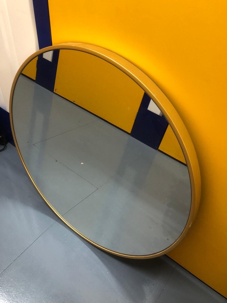 Eastbourne storage facility unit auction IB-5146 86