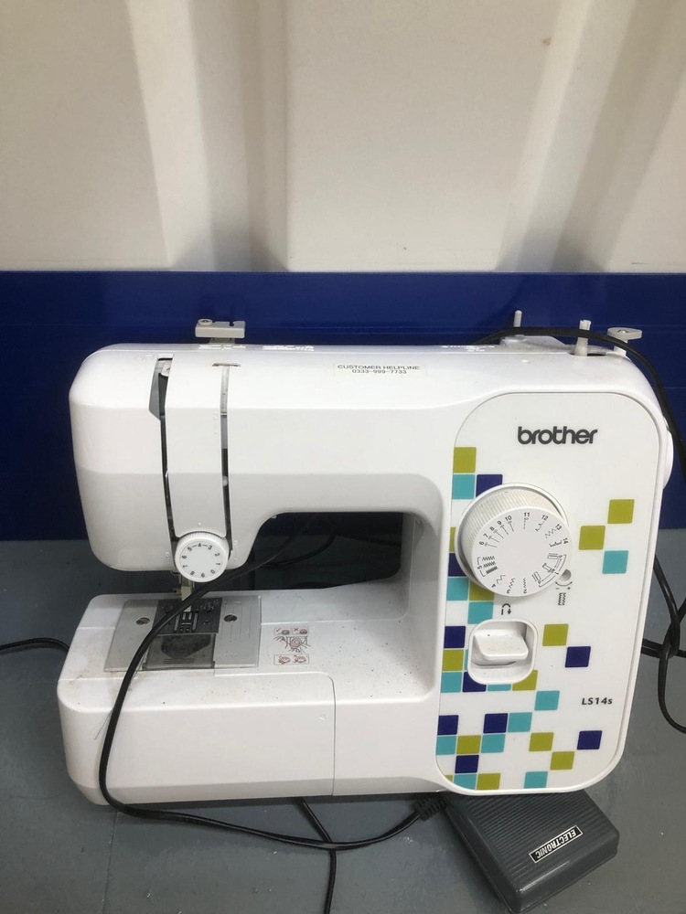 Eastbourne Self storage unit auction IB-5146 83