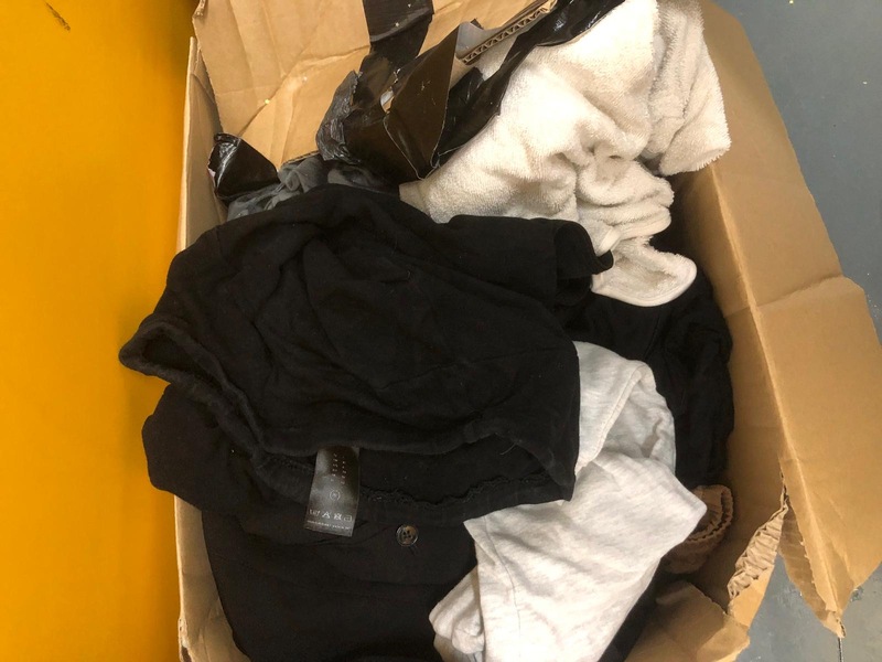 Eastbourne storage facility unit auction IB-6647 16