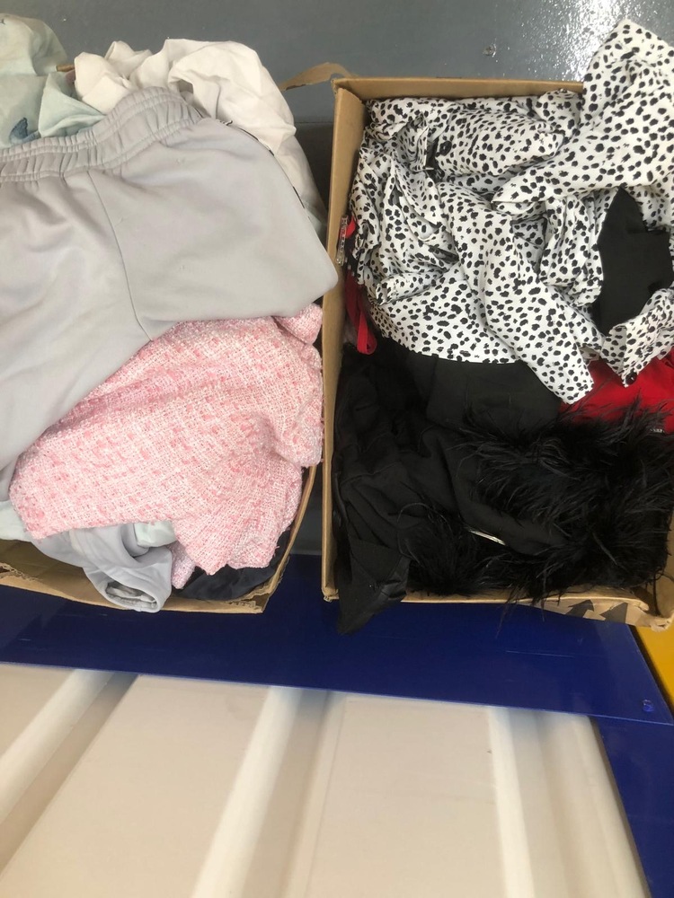 Eastbourne Self storage unit auction IB-6647 33