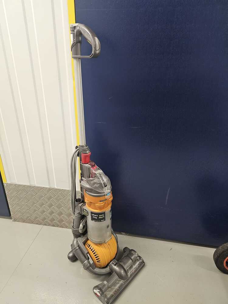 BARNSLEY Storage Facility auction IB-9916