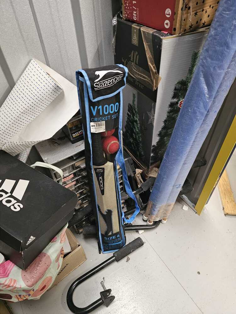 BARNSLEY storage facility unit auction IB-9916