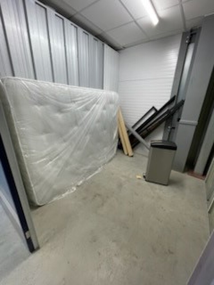 Vanguard Self Storage Staples Corner Storage auction IB-8329