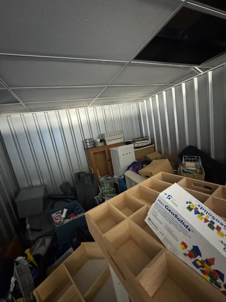 Smartbox Self Storage Oundle storage facility unit auction IB-4458 16