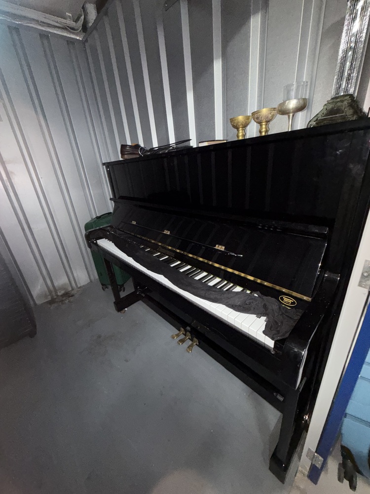 Paddington Storage Unit auction IB-9814