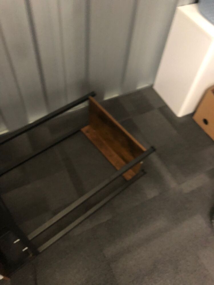 Gainsborough storage facility unit auction IB-3674 56