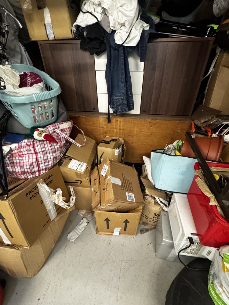 StorageMart Hove storage facility unit auction IB-8355 16