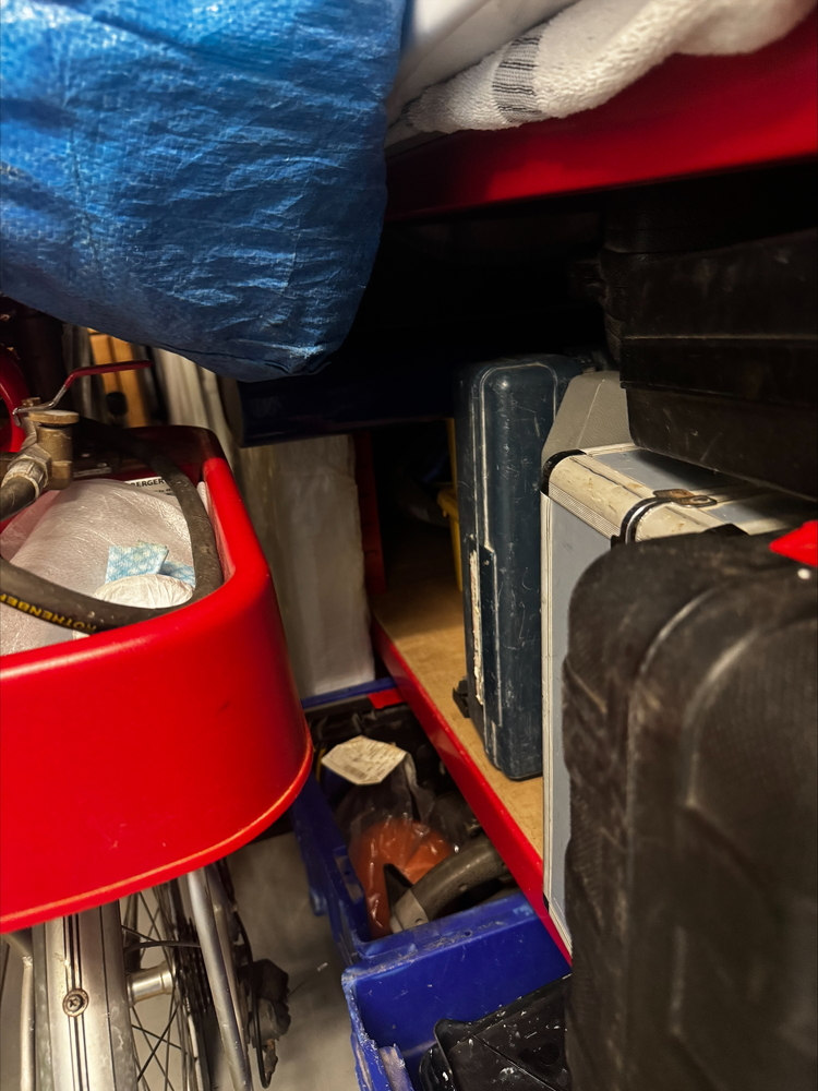 StorageMart Hove Self storage auction IB-1434