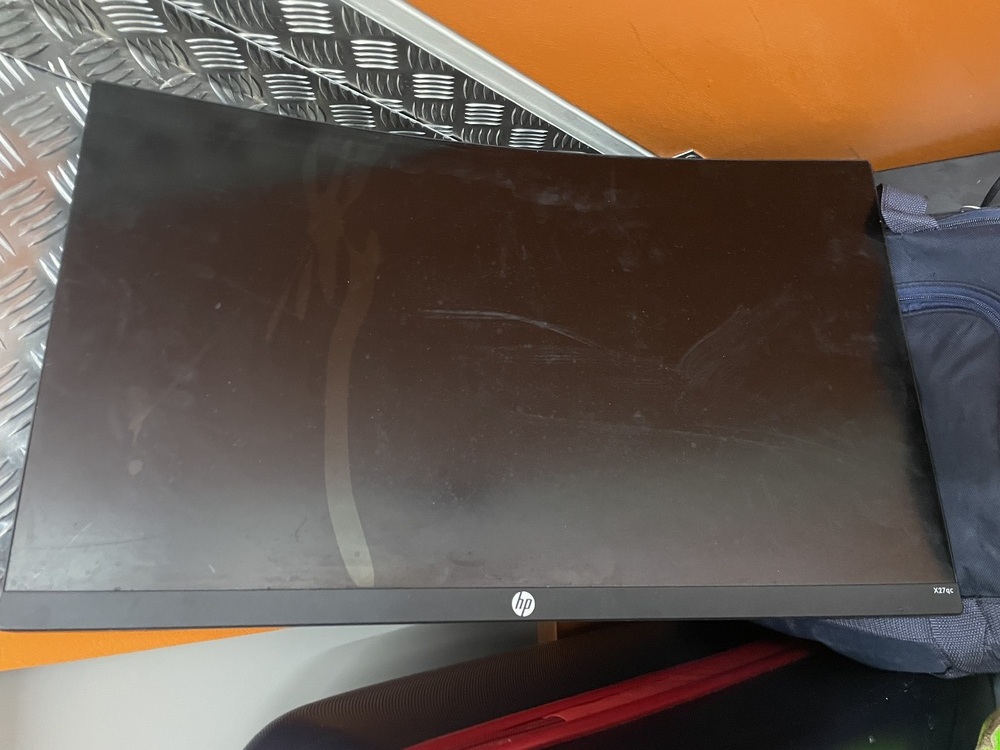 Battersea Park Self storage facility auction IB-3864