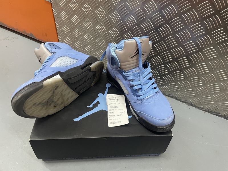 Battersea Park Self storage auction IB-3864 14