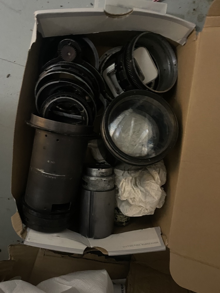 Battersea Lombard Storage Unit auction IB-9106