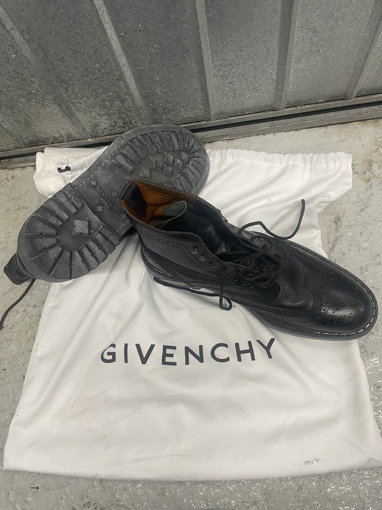 Chelsea Embankment Self storage unit auction IB-3612 33