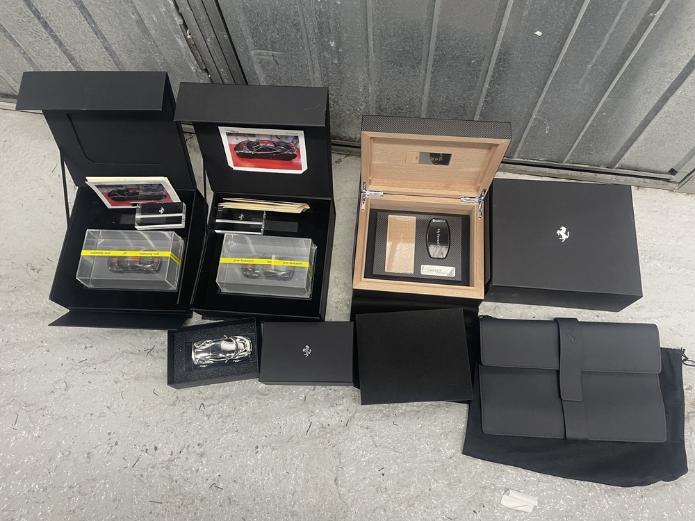 Chelsea Embankment Storage auction IB-3612 40