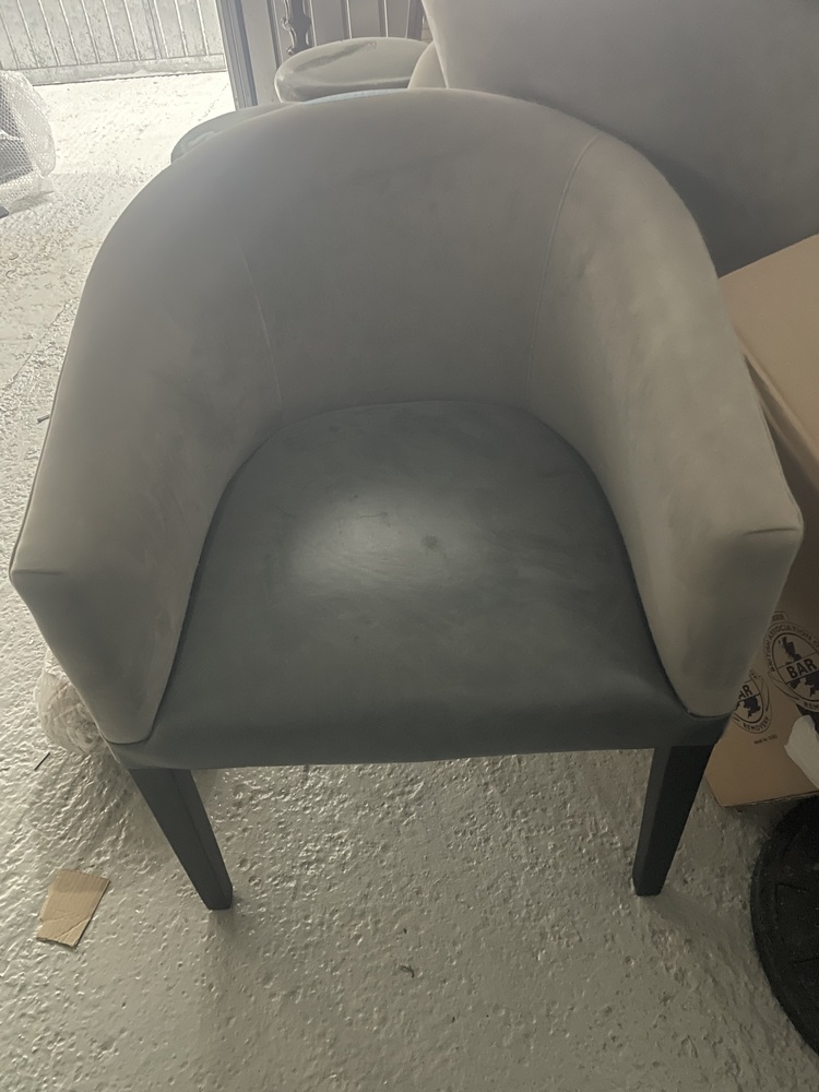 Chelsea Embankment storage facility unit auction IB-8732