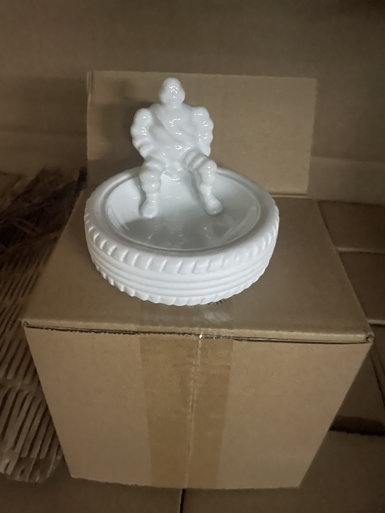 Chelsea Embankment Self storage facility auction IB-8732