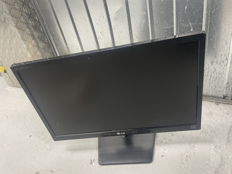 Chelsea Embankment storage facility unit auction IB-8732 16