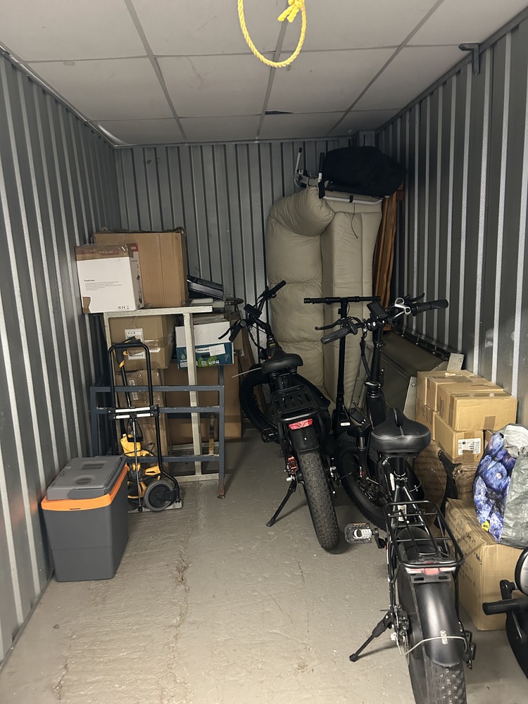 Neasden Storage auction IB-4070