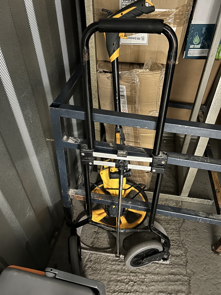 Neasden Storage auction IB-4070 10