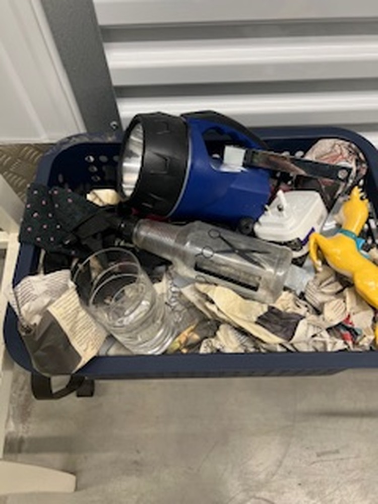 Chesterfield  Storage Unit auction IB-2733 12