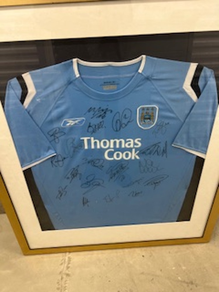 Chesterfield  storage facility unit auction IB-2733 56