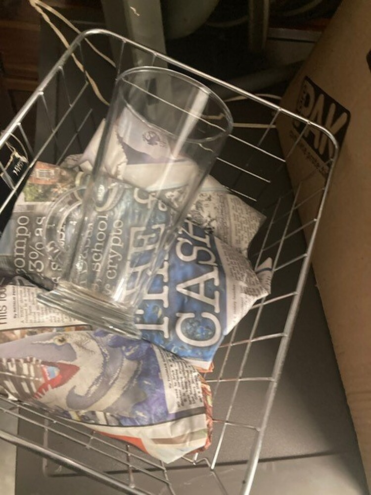 Chesterfield  Storage auction IB-2733 60