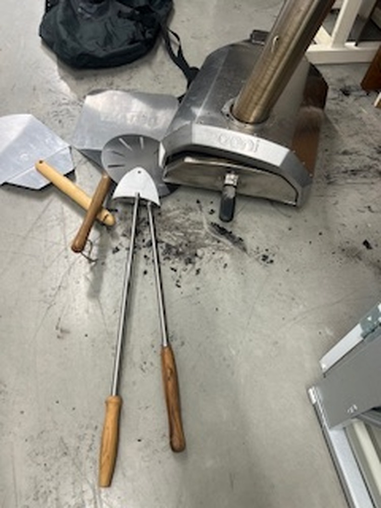 Chesterfield  Storage Unit auction IB-2733 52