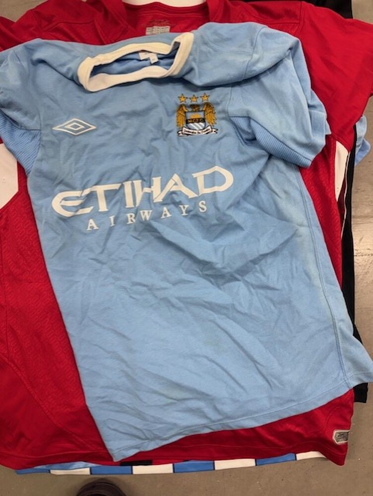 Chesterfield  Storage auction IB-2733 60