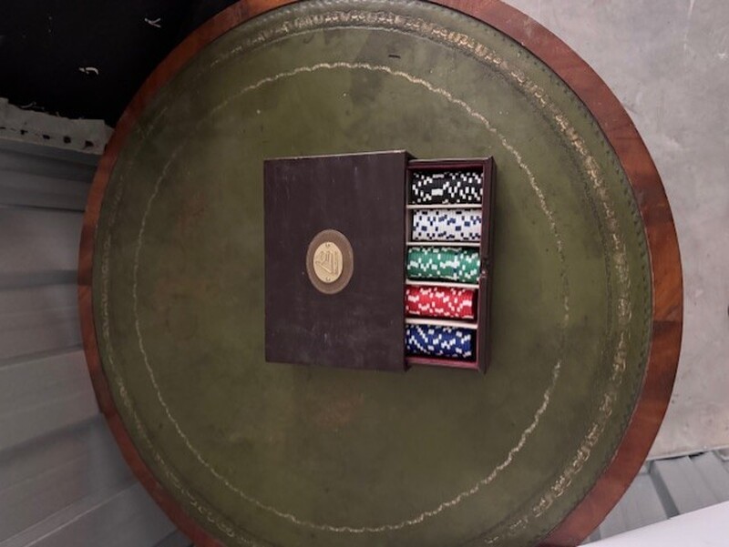 Chesterfield  Self storage unit auction IB-2733