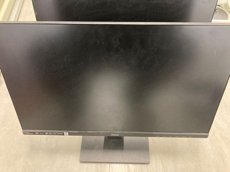 Chesterfield  storage facility unit auction IB-2733 96