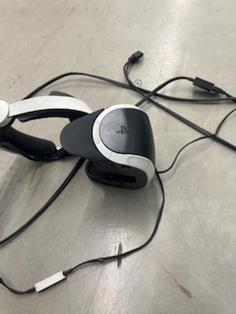 Chesterfield  storage facility unit auction IB-2733 136