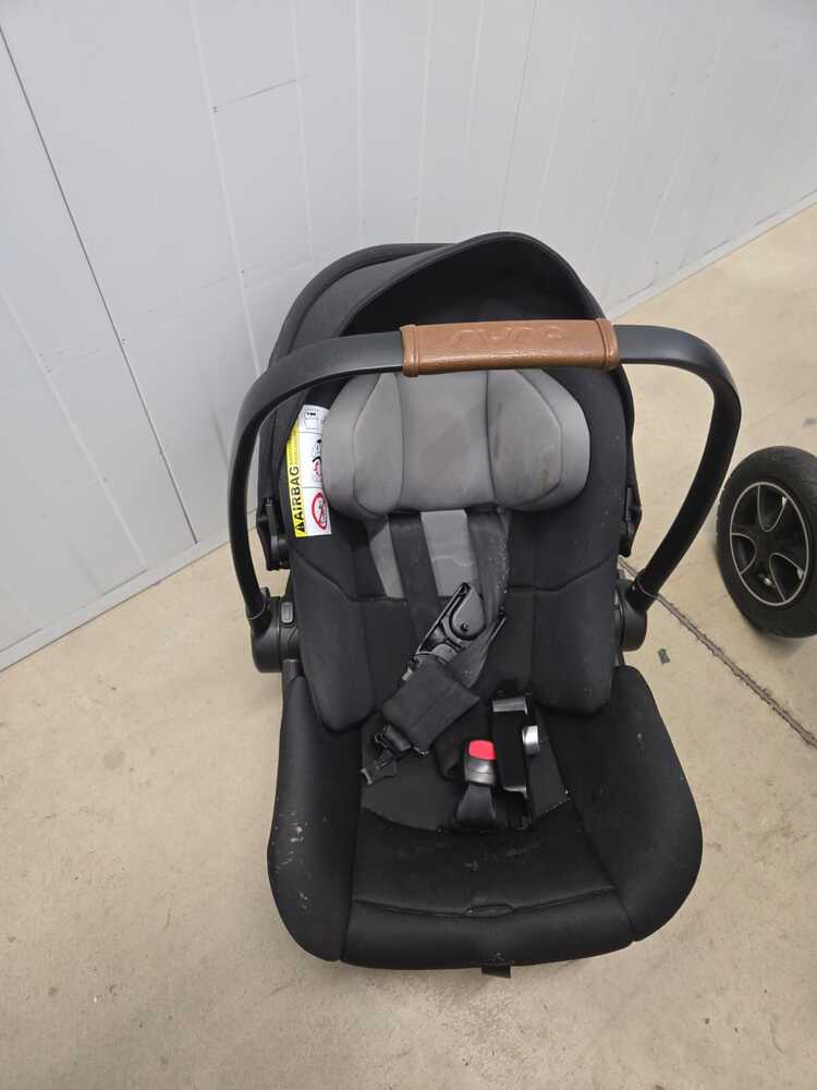 Dunstable Storage auction IB-7842 10