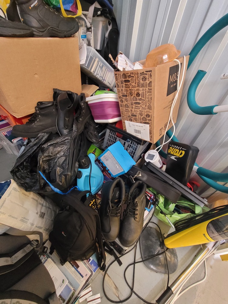 StorageMart Worthing Self storage unit auction IB-3681