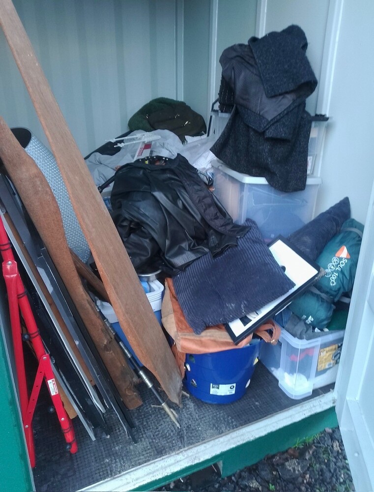 Worthing Storage auction IB-3054