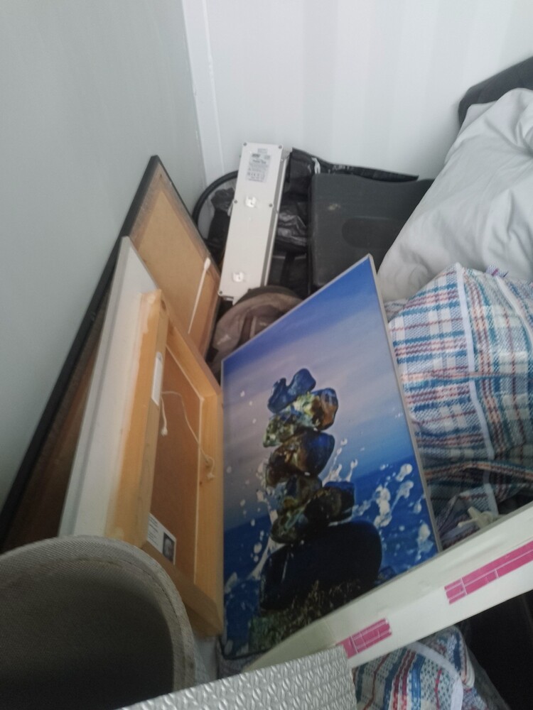 Worthing storage facility unit auction IB-3054