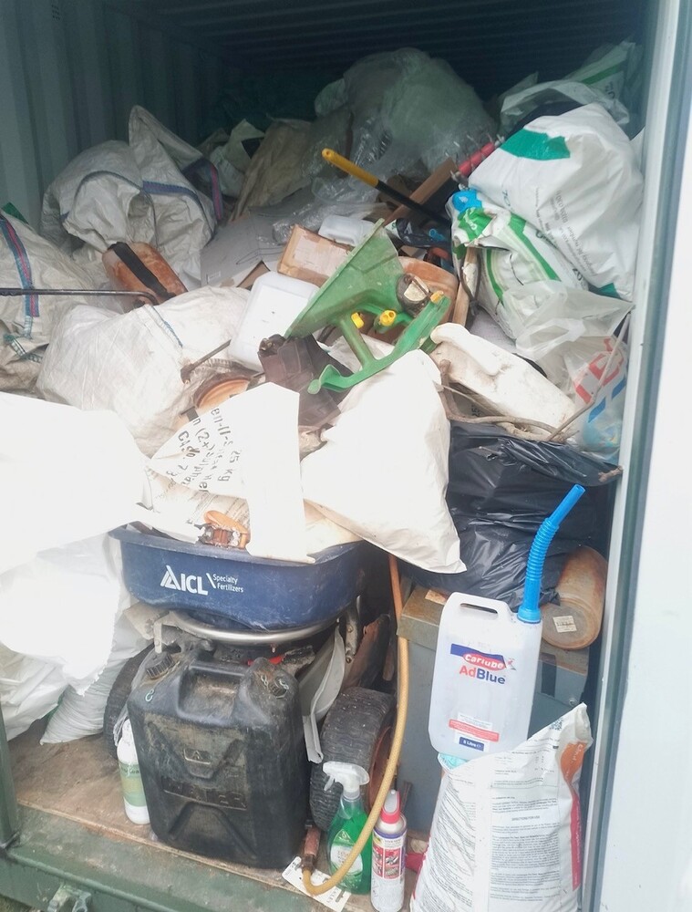 Worthing Storage auction IB-9499