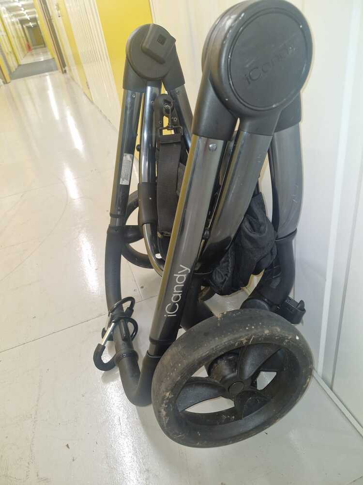 Kangaroo Self Storage - Glasgow Storage auction IB-9686