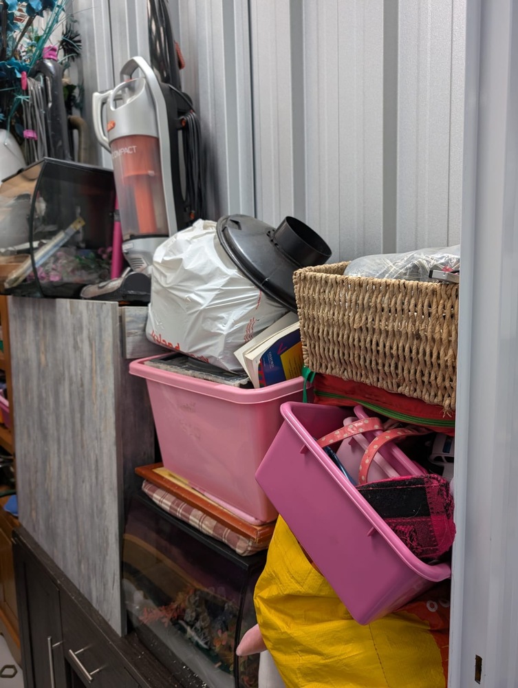 Bournemouth Storage auction IB-8480