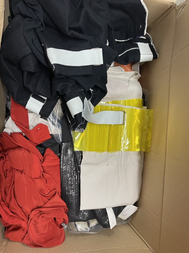 Bow Self storage auction IB-5210 24