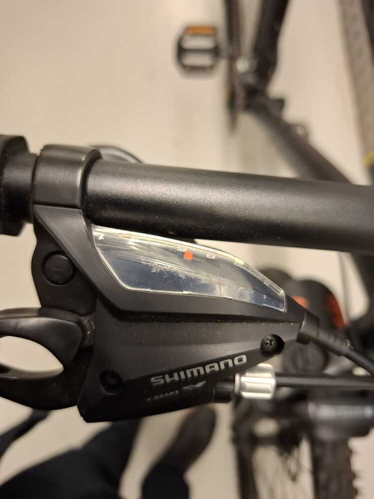 BURNLEY Storage auction IB-6311