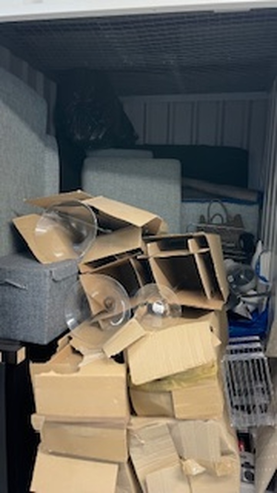 StorageMart Norwich Self storage facility auction IB-8291