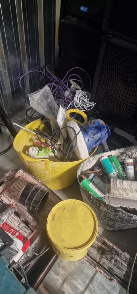 Wednesbury Storage Unit auction IB-6950 12