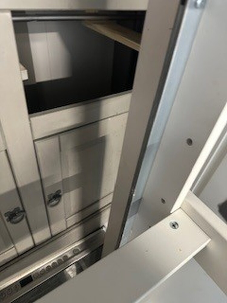 Dudley Storage Unit auction IB-2347