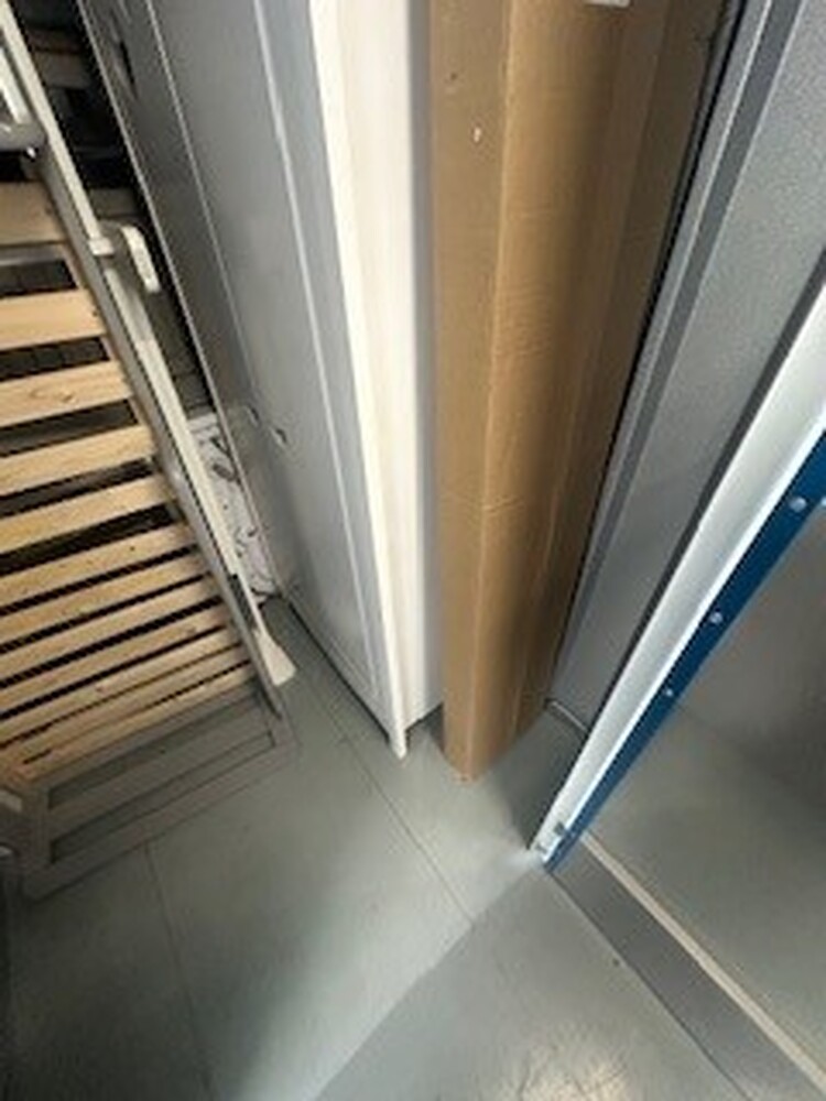 Dudley storage facility unit auction IB-2347