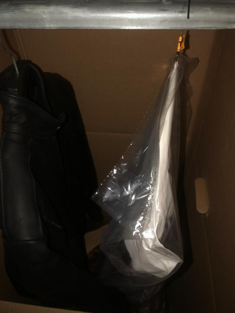 Mitcham Storage Unit auction IB-6880 32