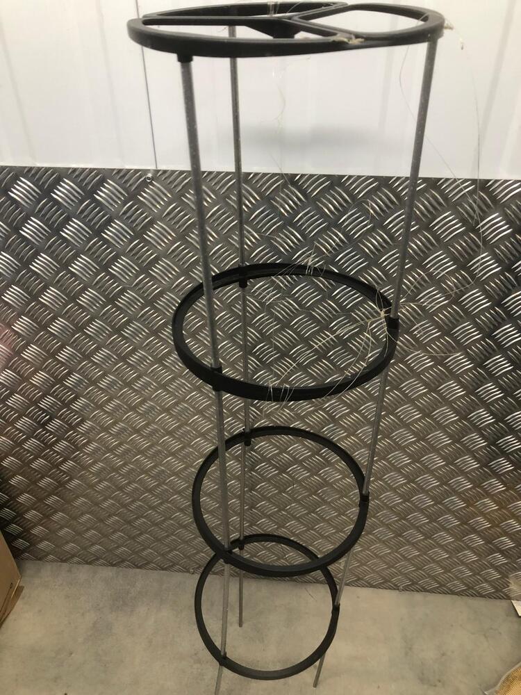 Mitcham Self storage auction IB-6880 84