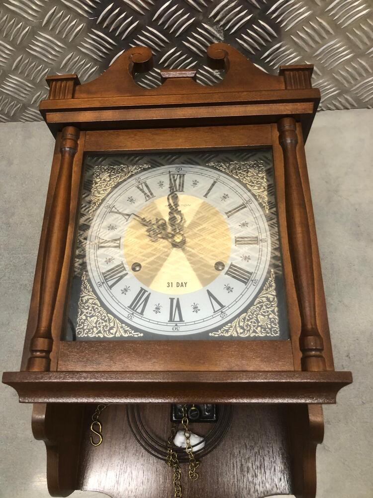 Mitcham Self storage auction IB-6880 84